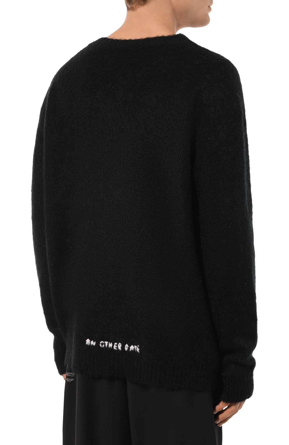 Свитер AN OTHER DATE черного цвета по цене 37400 руб., арт. F40DMAJP087, фото 4 Свитер AN OTHER DATE, арт. F40DMAJP087, фото 4