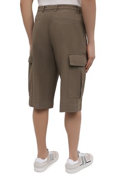 Мужские хлопковые шорты DRIES VAN NOTEN коричневого цвета, арт. 221-020937-4030 | Фото 4 (Материал внешний: Хлопок; Длина Шорты М: Ниже колена; Принт: Без принта; Стили: Ретро, Милитари; Силуэт М (брюки): Карго; Случай: Повседневный; Материал сплава: Проставлено; Драгоценные камни: Проставлено)