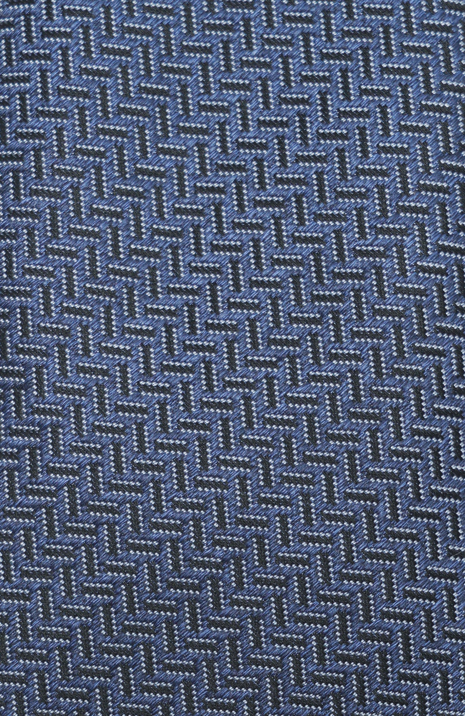 Шелковый галстук CANALI синего цвета по цене 21450 руб., арт. 18/HJ04700, фото 4 Шелковый галстук CANALI, арт. 18/HJ04700, фото 4