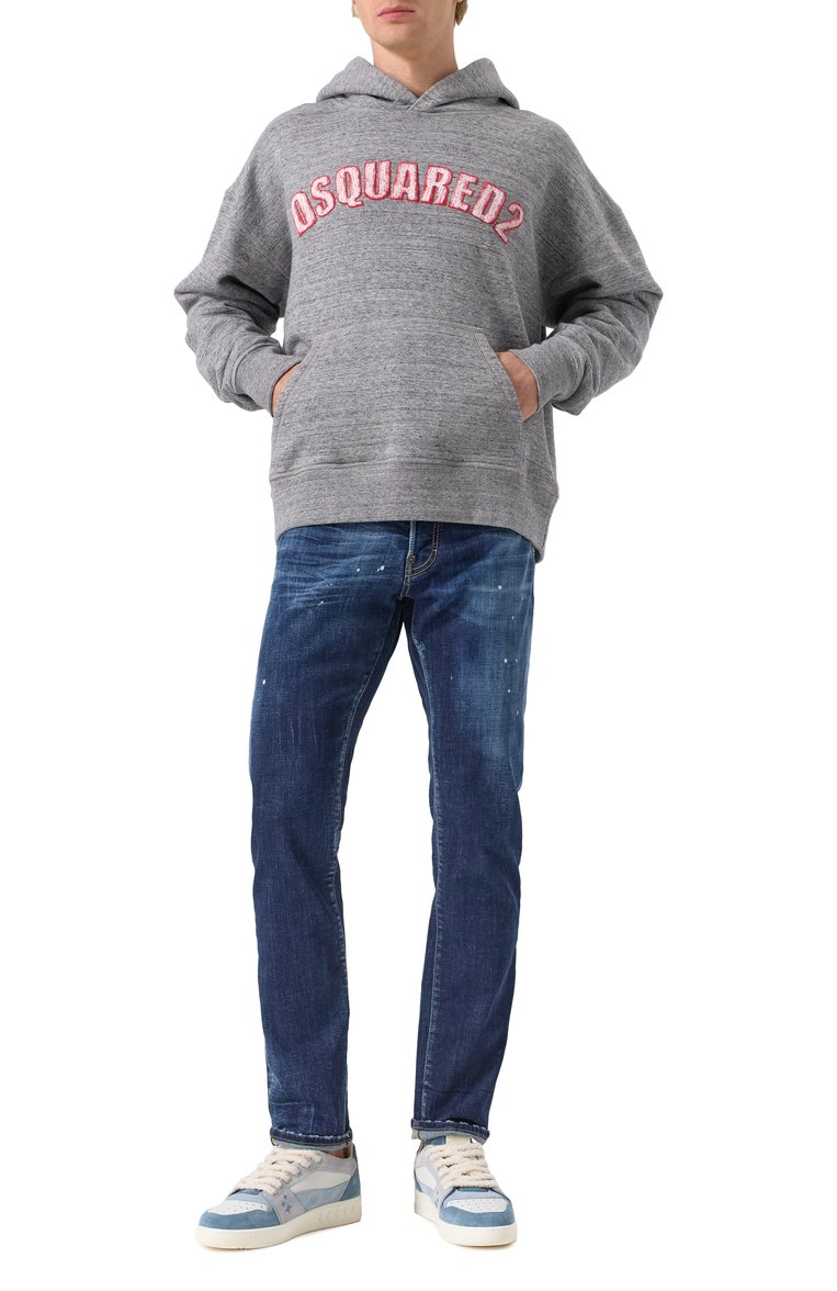 Мужские джинсы DSQUARED2 синего цвета, арт. S74LB1654/S30664 | Фото 2 (Длина (брюки, джинсы): Стандартные; Материал сплава: Проставлено; Драгоценные камни: Проставлено; Кросс-КТ: Деним; Силуэт М (брюки): Прямые; Детали: Делаве, Потертости; Материал внешний: Деним, Хлопок; Стили: Повседневный)