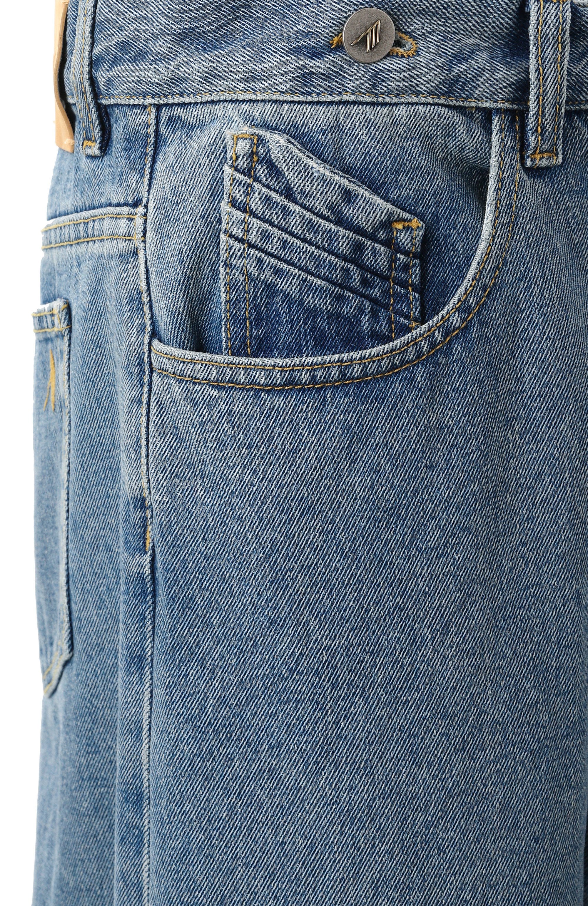 Джинсы THE ATTICO голубого цвета по цене 99500 руб., арт. 247WCP190, фото 6 Джинсы THE ATTICO, арт. 247WCP190, фото 6