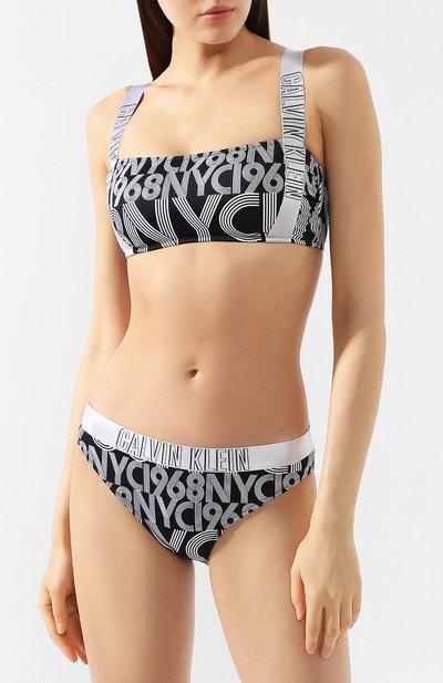 Плавки-бикини CALVIN KLEIN черно-белого цвета по цене 4605 руб., арт. KW0KW00820, фото 2 Плавки-бикини CALVIN KLEIN, арт. KW0KW00820, фото 2