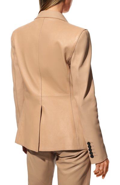 Кожаный жакет TOM FORD бежевого цвета по цене 433000 руб., арт. GIL476-LEX266, фото 4 Кожаный жакет TOM FORD, арт. GIL476-LEX266, фото 4
