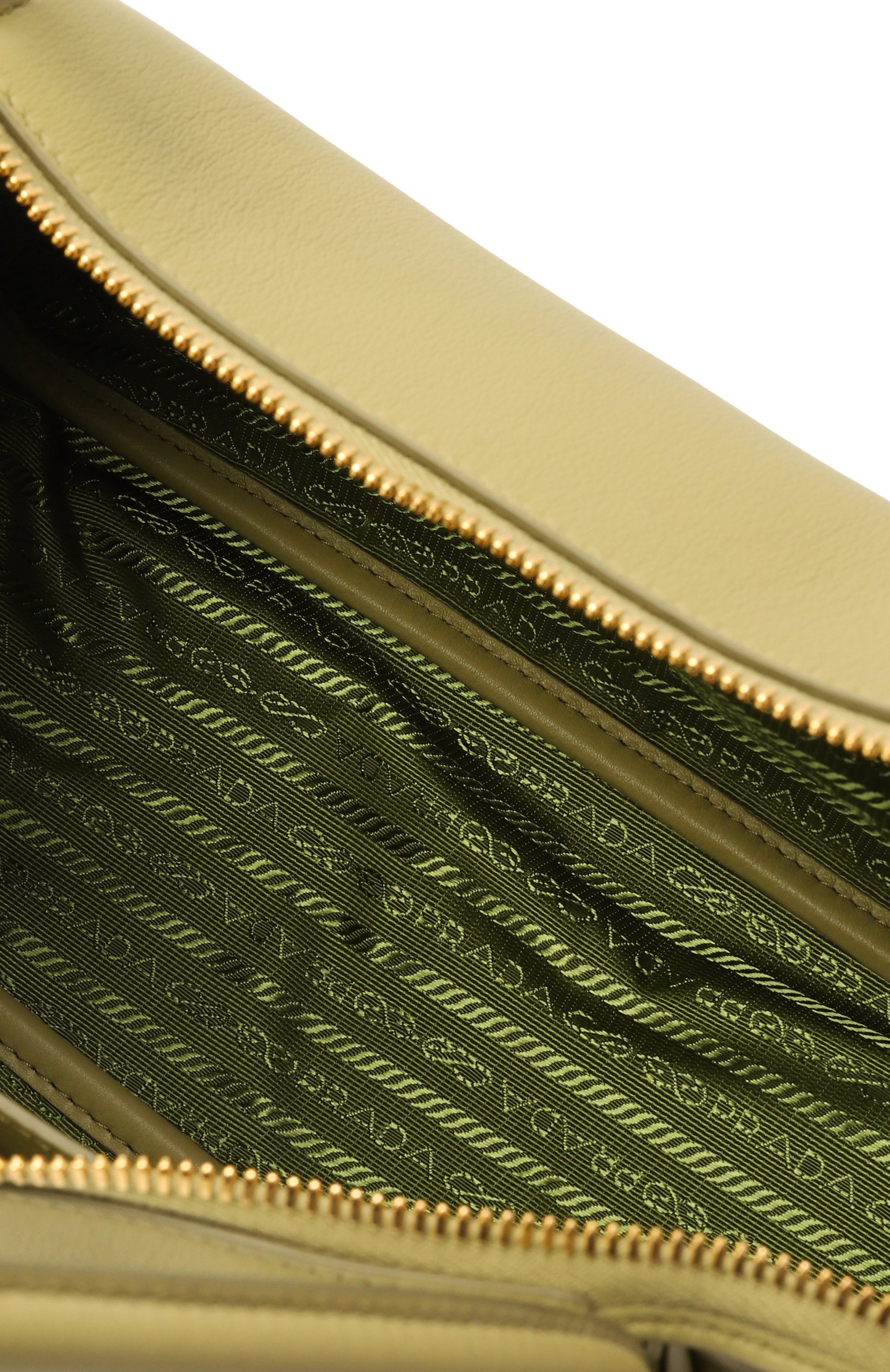 Сумка darling medium PRADA зеленого цвета по цене 399500 руб., арт. 1BA444/2CYS, фото 5 Сумка darling medium PRADA, арт. 1BA444/2CYS, фото 5