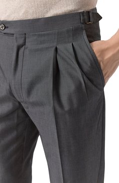 Мужские брюки из шерсти и хлопка CORNELIANI темно-серого цвета, арт. 254L21-2514201 | Фото 5 (Материал внешний: Шерсть, Хлопок; Драгоценные камни: Проставлено; Длина (брюки, джинсы): Стандартные; Материал сплава: Проставлено; Силуэт М (брюки): Чиносы; Случай: Повседневный; Стили: Кэжуэл)