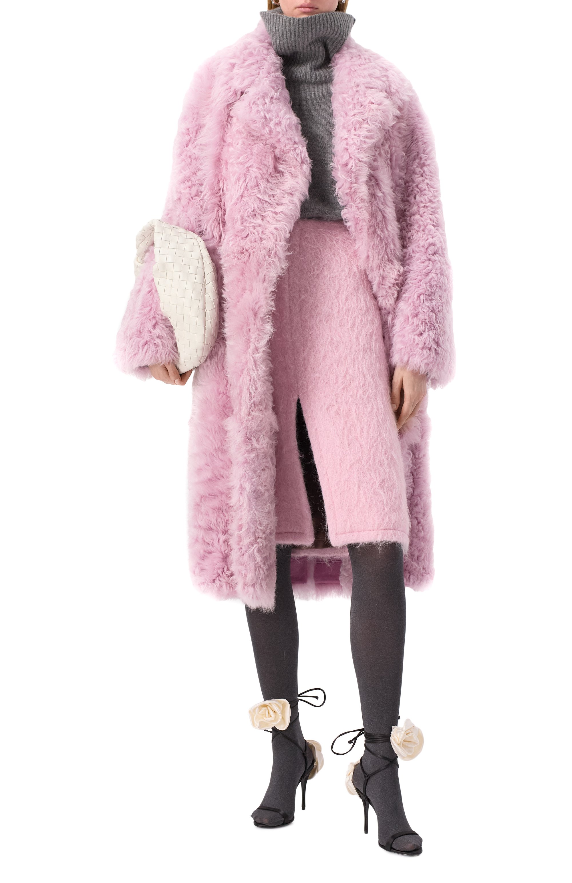 Сумка jodie small BOTTEGA VENETA молочного цвета по цене 429000 руб., арт. 690225-VCPP0, фото 7 Сумка jodie small BOTTEGA VENETA, арт. 690225-VCPP0, фото 7