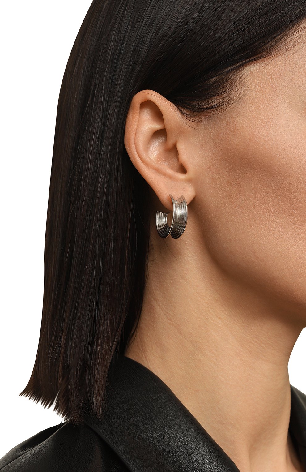 Серьги-кольца stealing beauty CAVIAR JEWELLERY серебряного цвета по цене 16500 руб., арт. SB001, фото 2 Серьги-кольца stealing beauty CAVIAR JEWELLERY, арт. SB001, фото 2