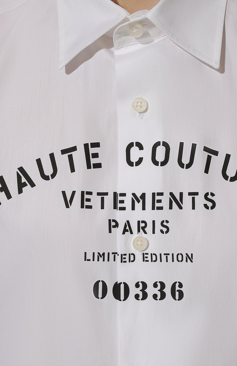 Хлопковая рубашка VETEMENTS белого цвета по цене 94950 руб., арт. UA53SH450W 1001/W, фото 5 Хлопковая рубашка VETEMENTS, арт. UA53SH450W 1001/W, фото 5