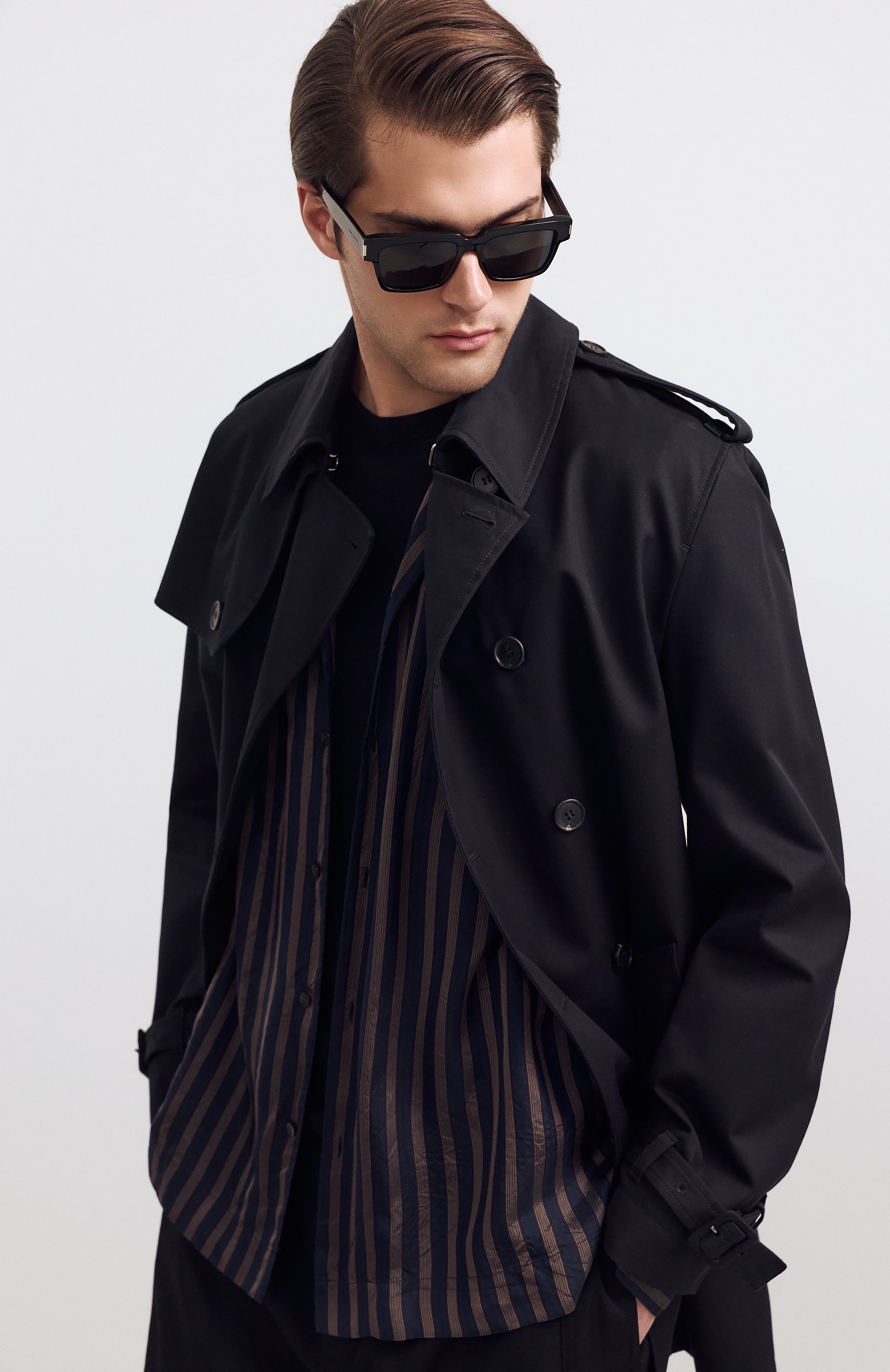 Солнцезащитные очки SAINT LAURENT черного цвета по цене 46450 руб., арт. SL 732 VADIM 001, фото 6 Солнцезащитные очки SAINT LAURENT, арт. SL 732 VADIM 001, фото 6