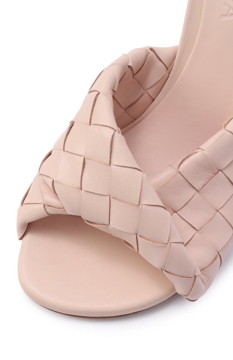 Женские кожаные мюли blink BOTTEGA VENETA светло-розового цвета, арт. 796455/V2ED0 | Фото 7 (Каблук высота: Высокий; Материал внутренний: Натуральная кожа; Материал внешний: Натуральная кожа; Подошва: Плоская; Каблук тип: Шпилька)