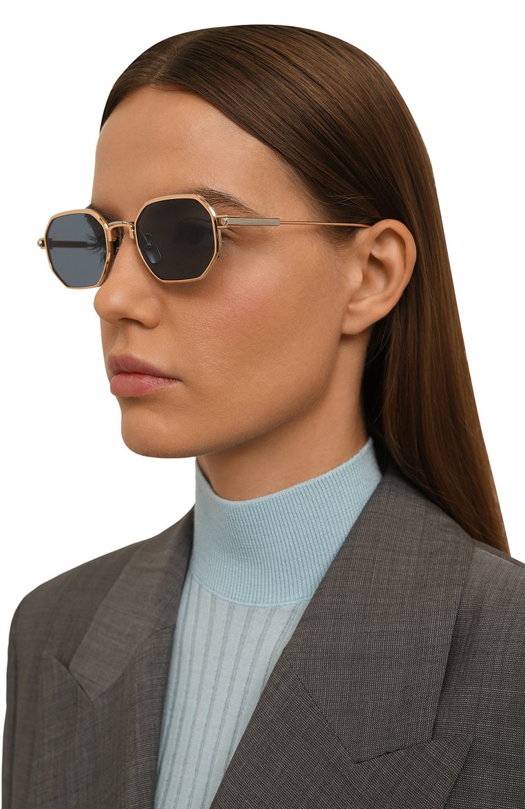 Женские солнцезащитные очки SATO EYEWEAR синего цвета, арт. TIMIR/S504 | Фото 2 (Региональные ограничения белый список (Axapta Mercury): Не проставлено; Нос: Не проставлено; Материал: Металл; Кросс-КТ: С/з-унисекс; Тип очков: С/з; Очки форма: Прямоугольные; Оптика Гендер: оптика-унисекс)