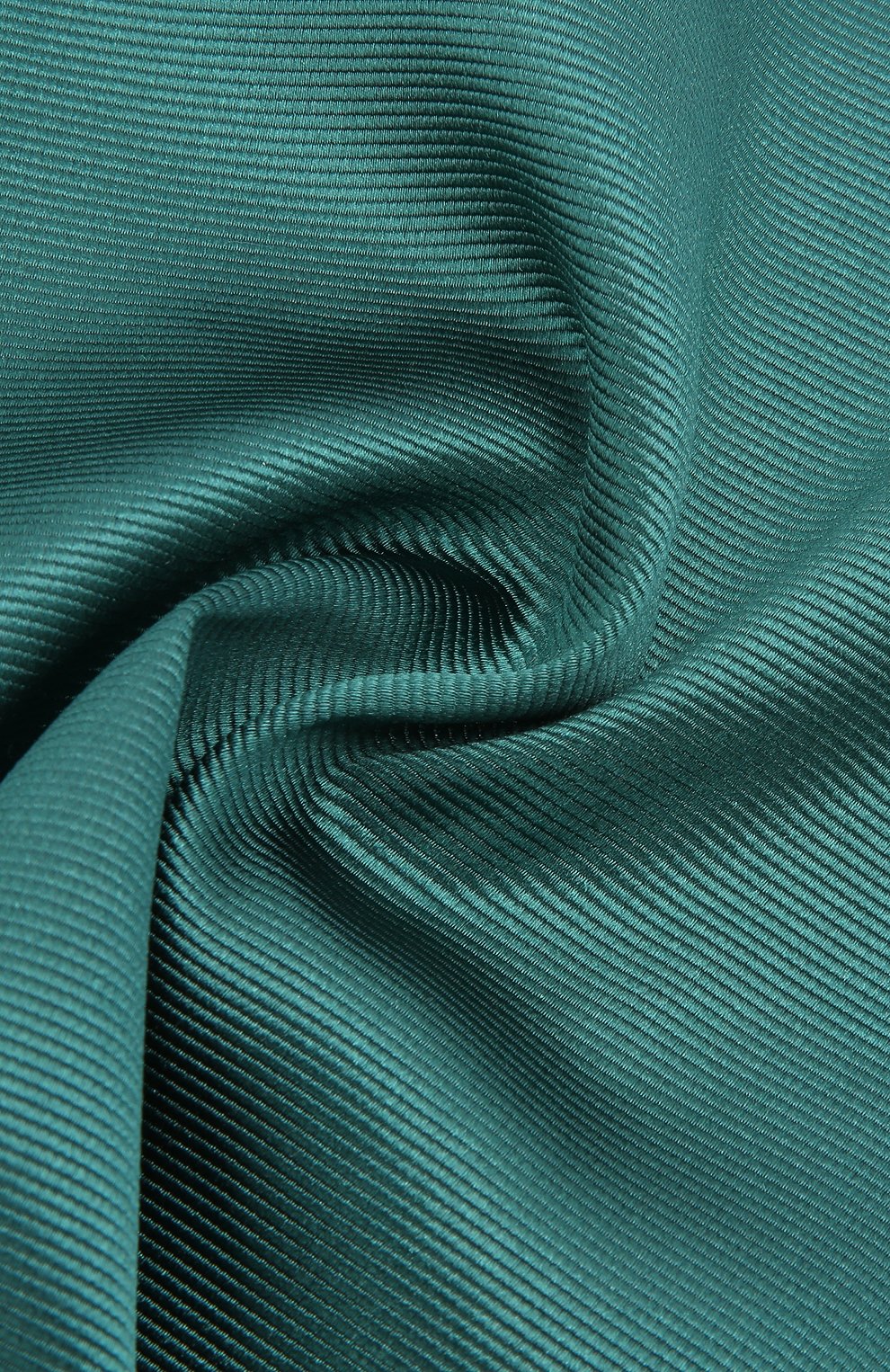 Шелковый платок GIORGIO ARMANI зеленого цвета по цене 11850 руб., арт. 360023/0P901, фото 2 Шелковый платок GIORGIO ARMANI, арт. 360023/0P901, фото 2
