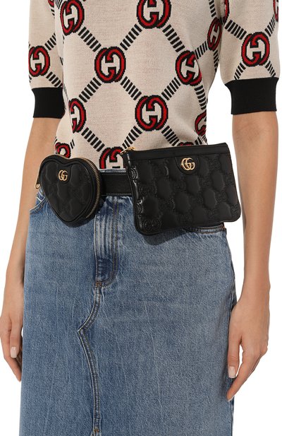 Поясная сумка gg matelassé GUCCI черного цвета по цене 176500 руб., арт. 723779/UM8IG, фото 2 Поясная сумка gg matelassé GUCCI, арт. 723779/UM8IG, фото 2