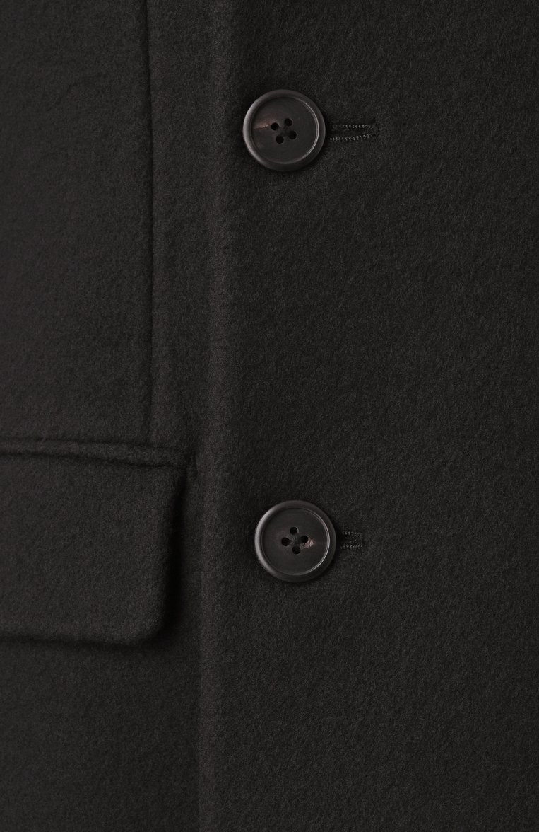 Мужской кашемировое пальто PRADA черного цвета, арт. UC421S-1UWK-F0002-192 | Фото 6 (Длина (верхняя одежда): До колена; Материал внешний: Кашемир, Шерсть; Мужское Кросс-КТ: пальто-верхняя одежда; Рукава: Длинные; 1-2-бортные: Двубортные; Стили: Классический)