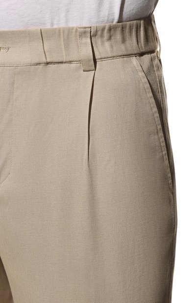 Шорты из вискозы и льна JACQUEMUS светло-бежевого цвета по цене 39250 руб., арт. 225PA009-1011, фото 5 Шорты из вискозы и льна JACQUEMUS, арт. 225PA009-1011, фото 5