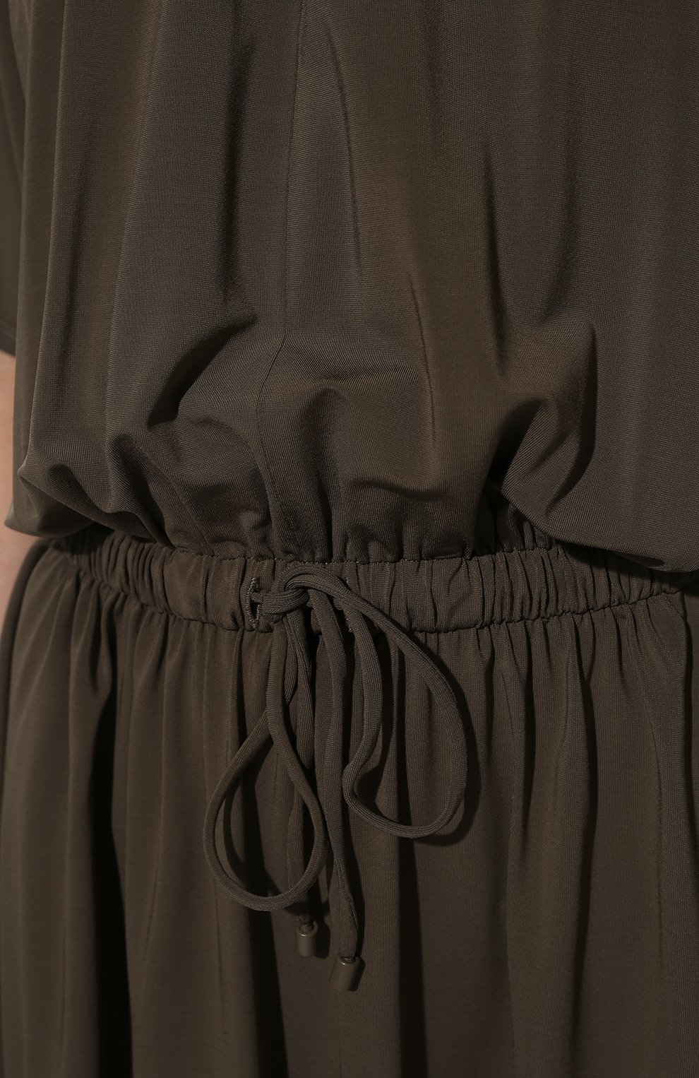 Платье из вискозы WEEKEND MAX MARA хаки цвета по цене 51450 руб., арт. REIMS 36210226, фото 5 Платье из вискозы WEEKEND MAX MARA, арт. REIMS 36210226, фото 5