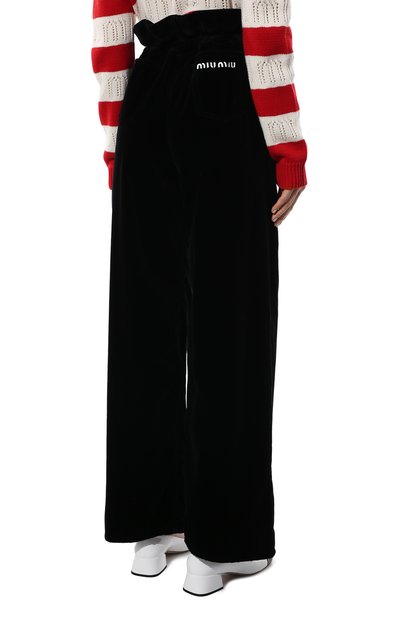 Хлопковые брюки MIU MIU черного цвета по цене 82000 руб., арт. MP1527-1Z36-F0002, фото 4 Хлопковые брюки MIU MIU, арт. MP1527-1Z36-F0002, фото 4