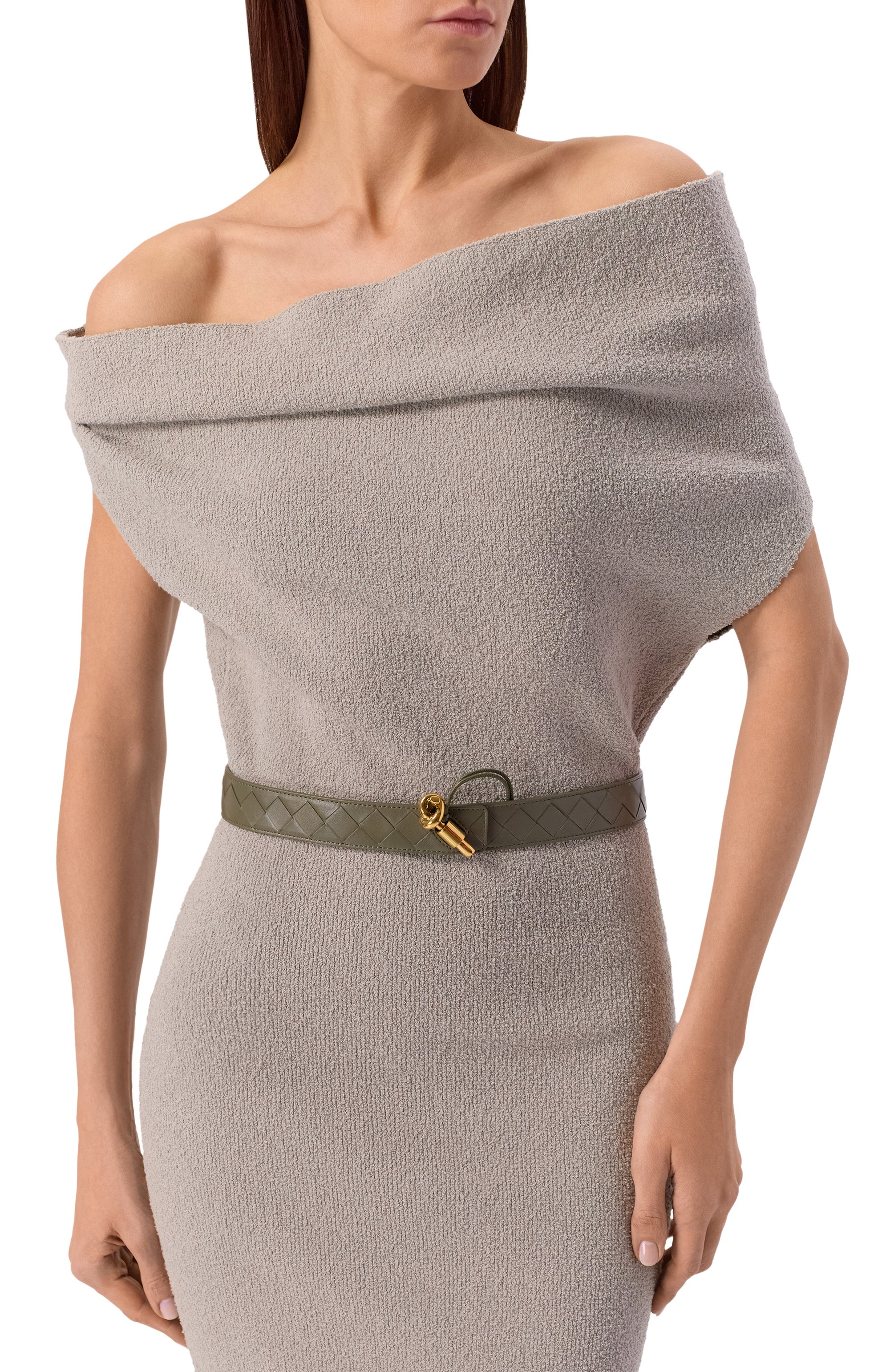 Кожаный ремень BOTTEGA VENETA хаки цвета по цене 107500 руб., арт. 806097/VCPP5, фото 2 Кожаный ремень BOTTEGA VENETA, арт. 806097/VCPP5, фото 2