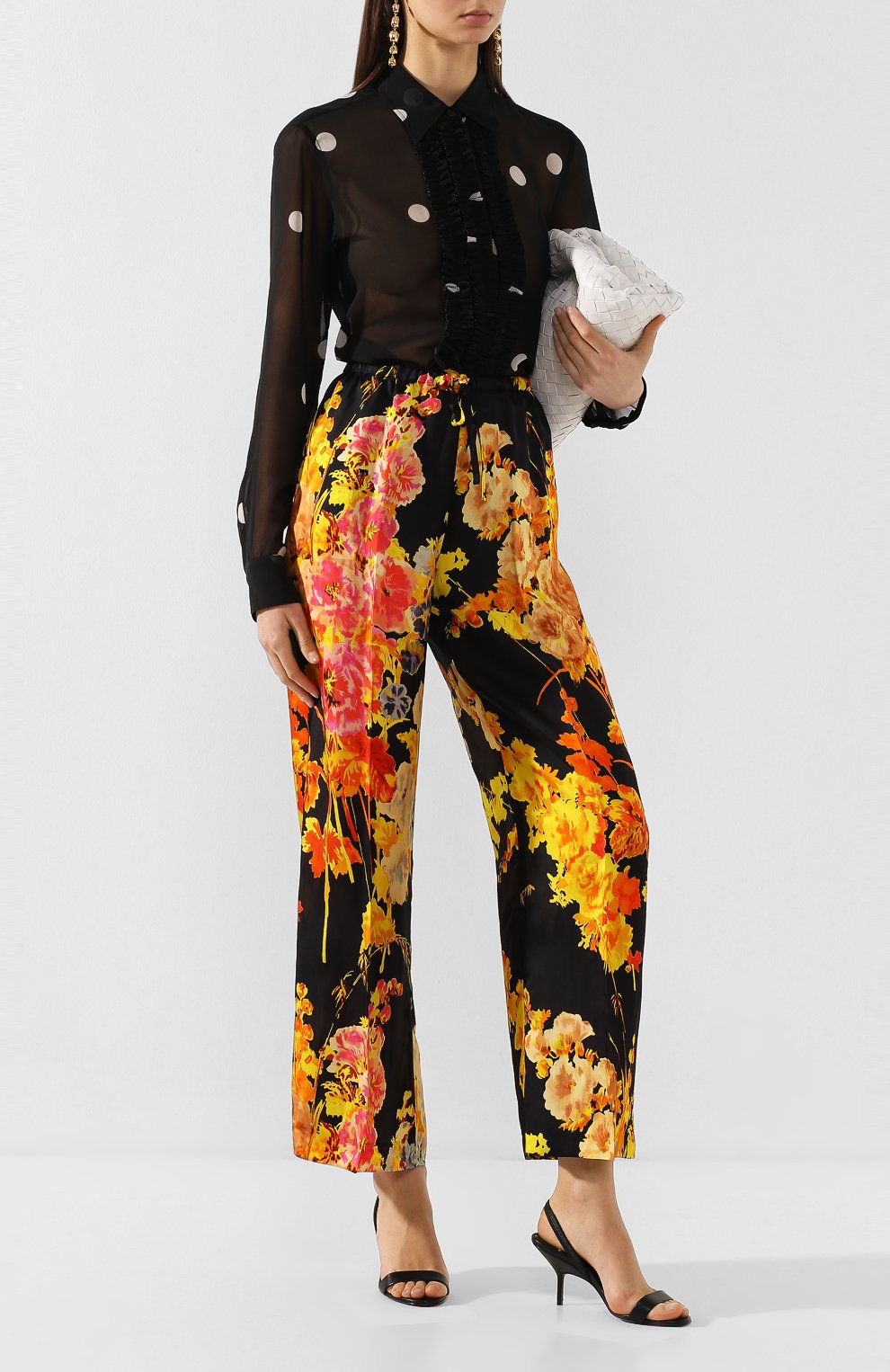 Блузка в горох DRIES VAN NOTEN черного цвета по цене 68850 руб., арт. 201-18641-9421, фото 2 Блузка в горох DRIES VAN NOTEN, арт. 201-18641-9421, фото 2