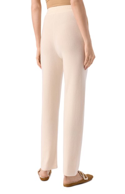 Кашемировые брюки EDOMO кремового цвета по цене 43900 руб., арт. T006010FW2324, фото 4 Кашемировые брюки EDOMO, арт. T006010FW2324, фото 4