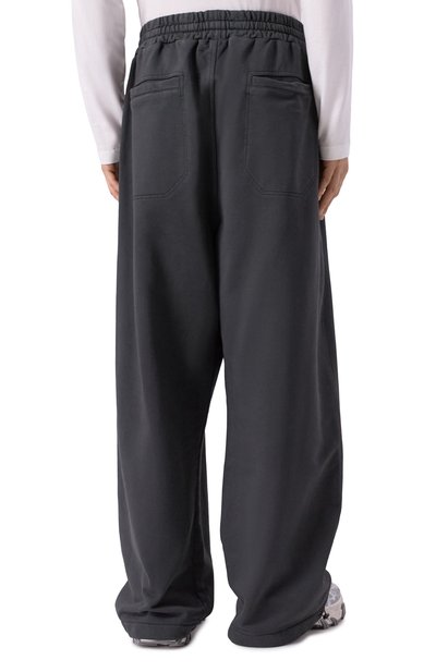 Хлопковые брюки ROADLESS темно-серого цвета по цене 34900 руб., арт. RSS-J2, фото 4 Хлопковые брюки ROADLESS, арт. RSS-J2, фото 4