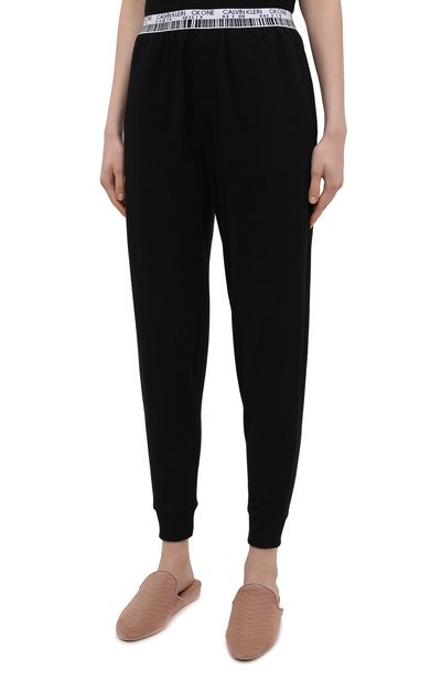 Брюки CALVIN KLEIN черного цвета по цене 8355 руб., арт. QS6576E, фото 3 Брюки CALVIN KLEIN, арт. QS6576E, фото 3