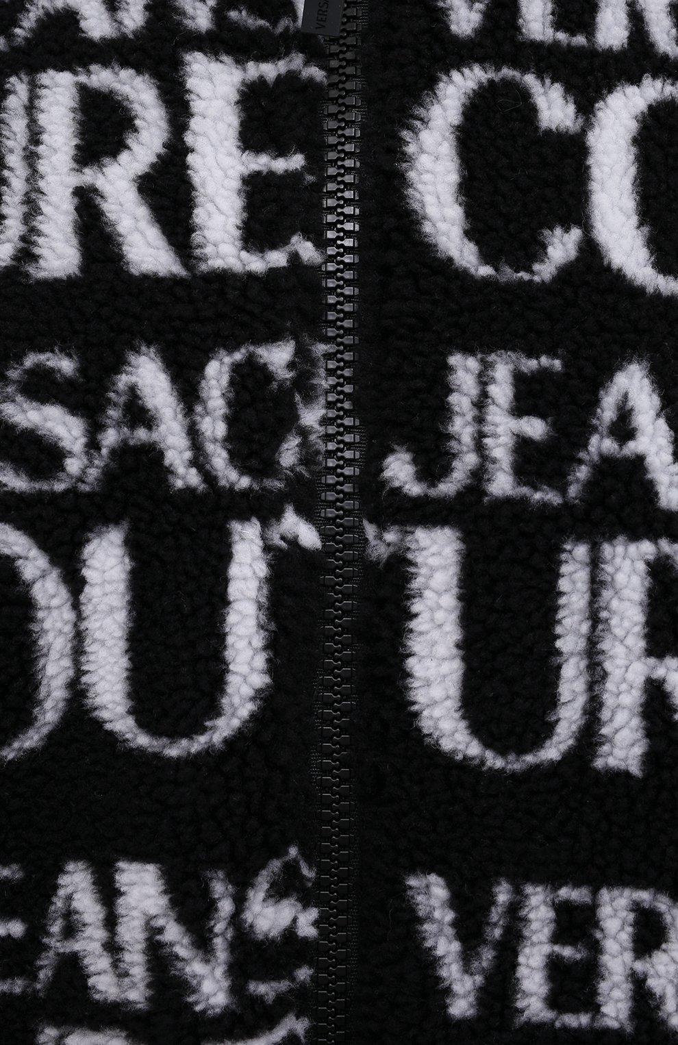 Куртка VERSACE JEANS COUTURE черно-белого цвета по цене 43350 руб., арт. C1GZB909-ZUM409 L0G0/04899, фото 5 Куртка VERSACE JEANS COUTURE, арт. C1GZB909-ZUM409 L0G0/04899, фото 5