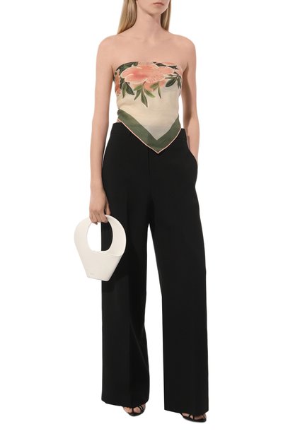 Платок из кашемира и шелка COLOMBO бежевого цвета по цене 104000 руб., арт. S7/70X70, фото 3 Платок из кашемира и шелка COLOMBO, арт. S7/70X70, фото 3