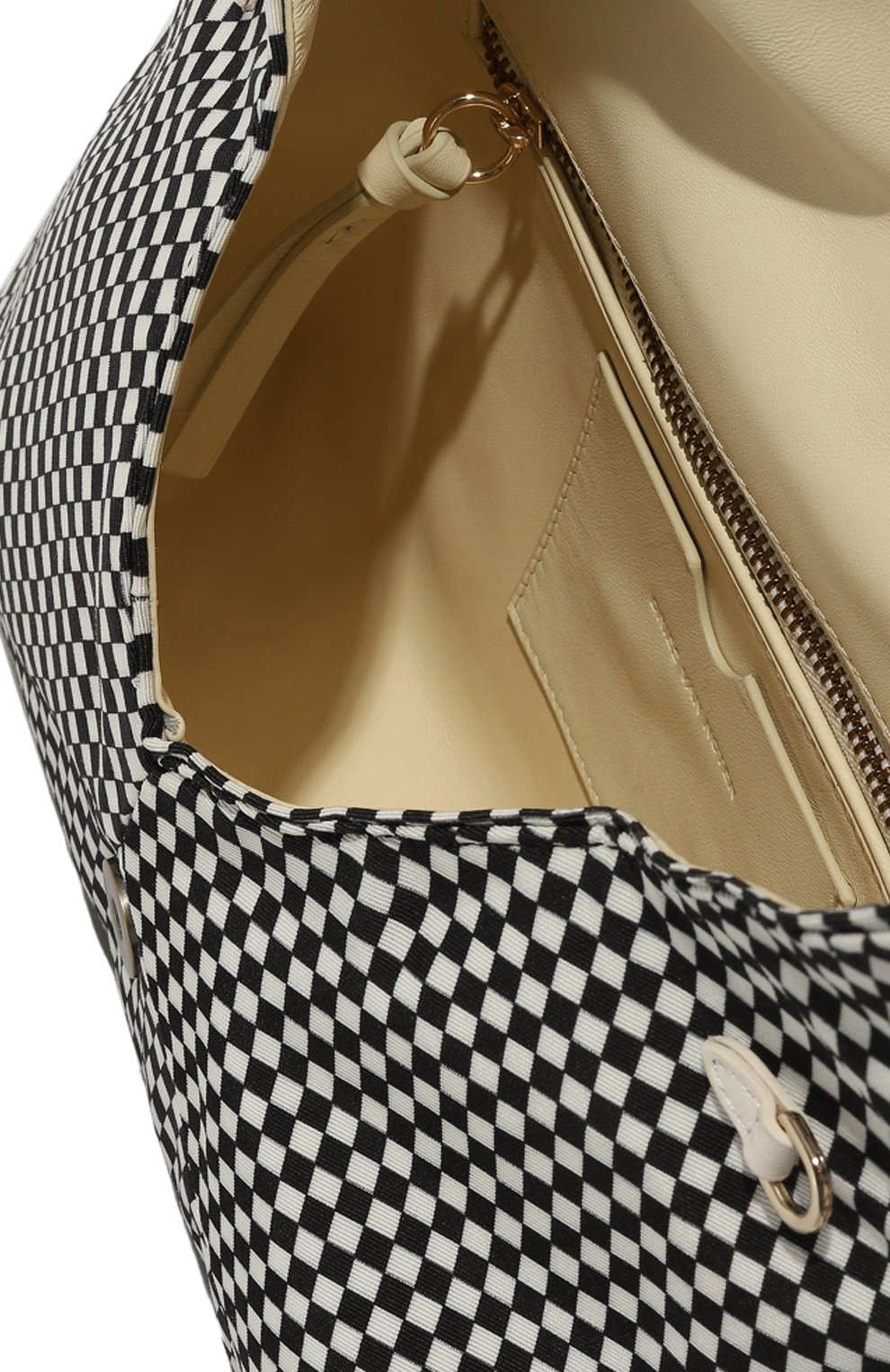 Сумка DRIES VAN NOTEN черно-белого цвета по цене 79950 руб., арт. 241-011506-735, фото 5 Сумка DRIES VAN NOTEN, арт. 241-011506-735, фото 5