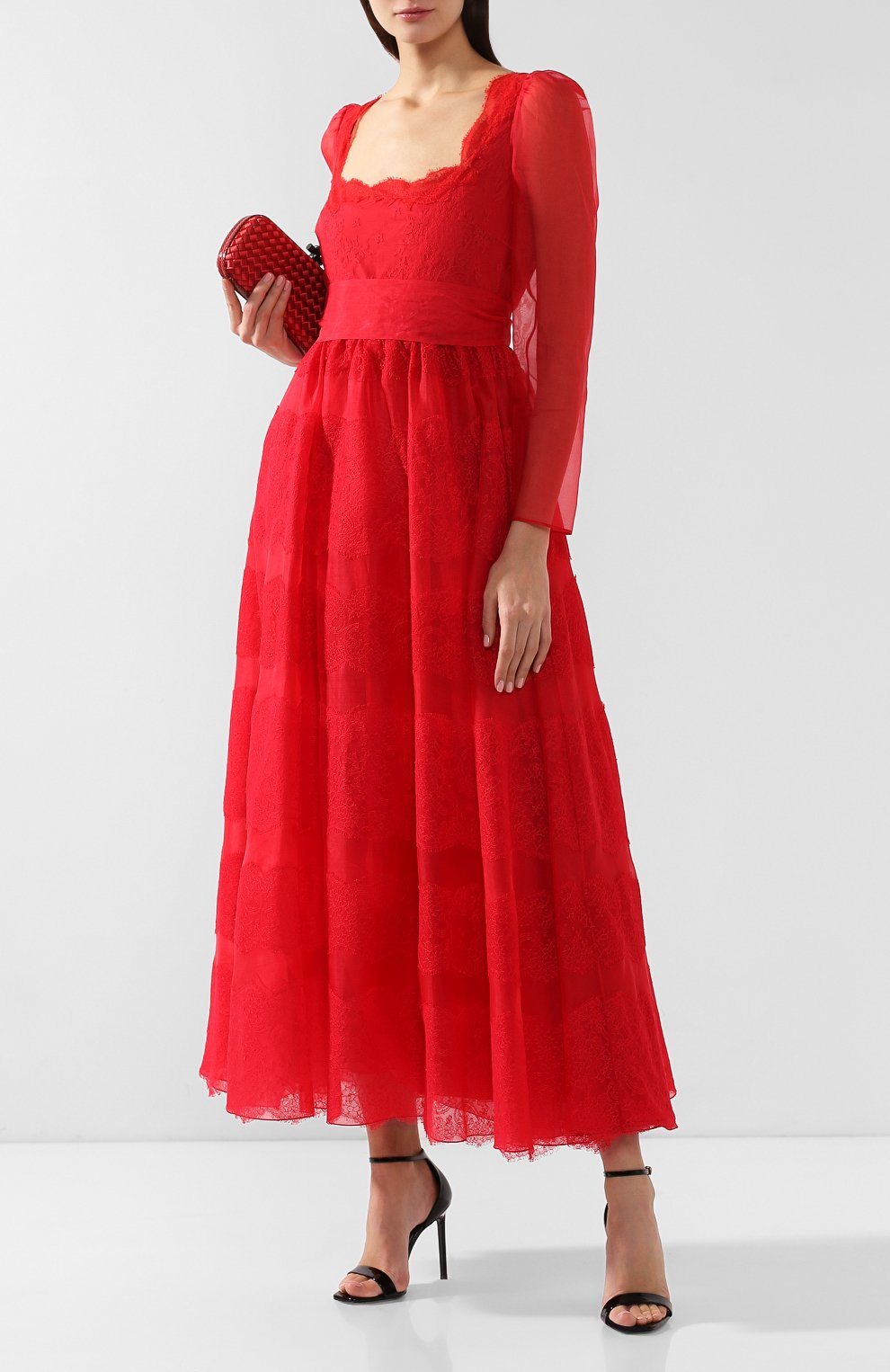 Шелковое платье VALENTINO красного цвета по цене 840000 руб., арт. RB3VAL700AW, фото 2 Шелковое платье VALENTINO, арт. RB3VAL700AW, фото 2