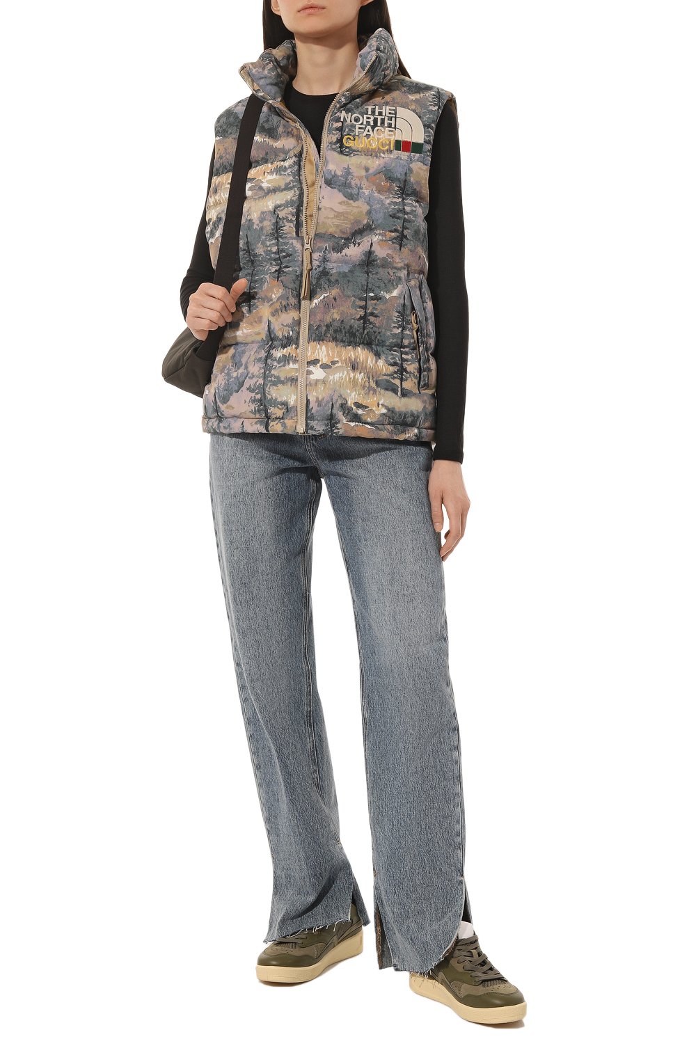 Пуховый жилет the north face x gucci GUCCI разноцветного цвета по цене 230400 руб., арт. 663739 XAADD, фото 2 Пуховый жилет the north face x gucci GUCCI, арт. 663739 XAADD, фото 2