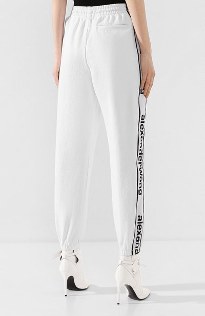 Джинсы ALEXANDER WANG белого цвета по цене 46950 руб., арт. 4D994326CF, фото 4 Джинсы ALEXANDER WANG, арт. 4D994326CF, фото 4