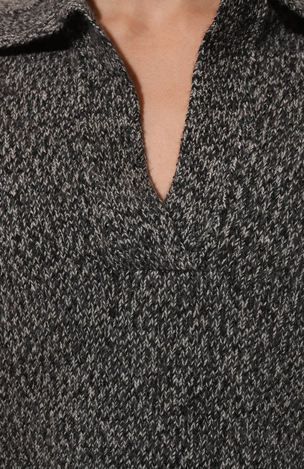 Свитер из шерсти и вискозы LORENA ANTONIAZZI серого цвета по цене 72600 руб., арт. I24145VM30A/3002, фото 5 Свитер из шерсти и вискозы LORENA ANTONIAZZI, арт. I24145VM30A/3002, фото 5