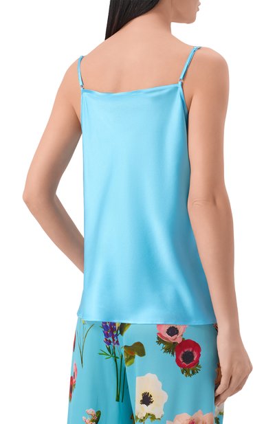 Атласный топ YANINA голубого цвета по цене 47040 руб., арт. T-3069B, фото 4 Атласный топ YANINA, арт. T-3069B, фото 4