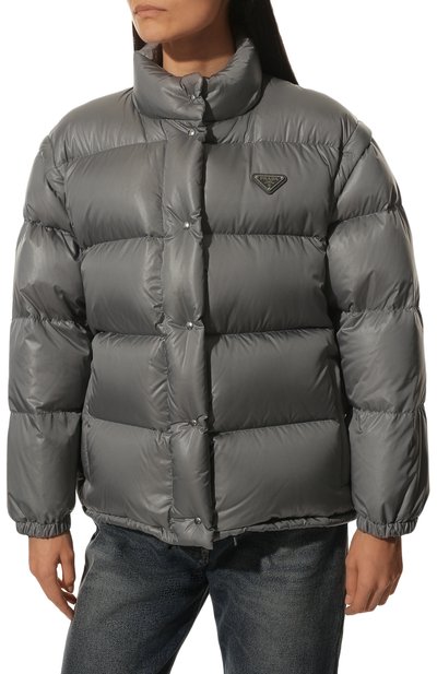 Пуховик PRADA серого цвета по цене 210000 руб., арт. 29K805-1IE0-F0D65-202, фото 3 Пуховик PRADA, арт. 29K805-1IE0-F0D65-202, фото 3