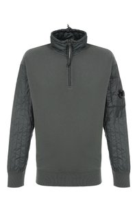 Темно-серый