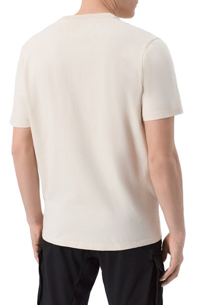 Хлопковая футболка C.P. COMPANY бежевого цвета по цене 17400 руб., арт. 20CMTS141A/110579W, фото 4 Хлопковая футболка C.P. COMPANY, арт. 20CMTS141A/110579W, фото 4