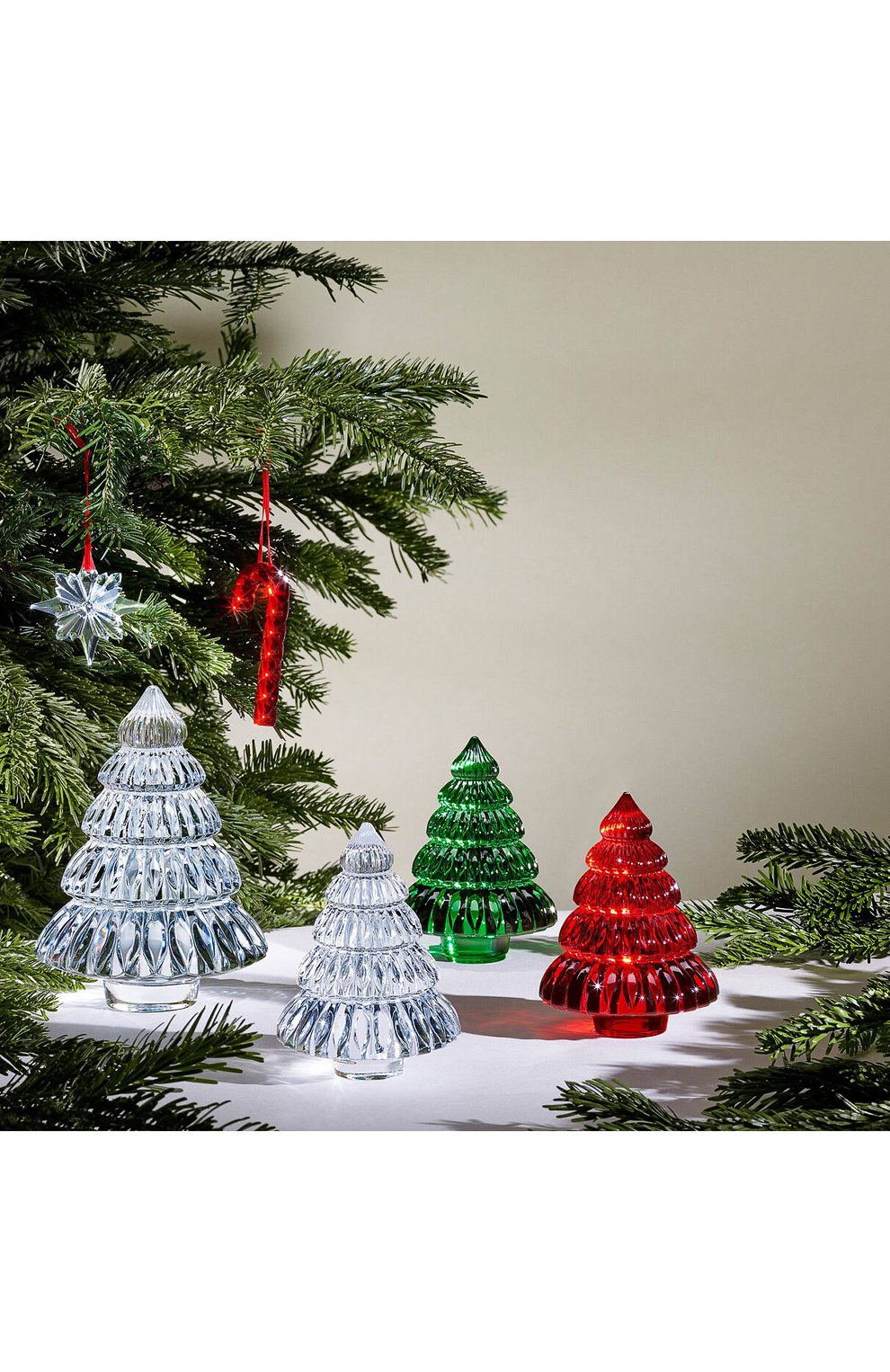 Новогоднее украшение candy cane BACCARAT красного цвета по цене 23350 руб., арт. 2 815 644, фото 2 Новогоднее украшение candy cane BACCARAT, арт. 2 815 644, фото 2