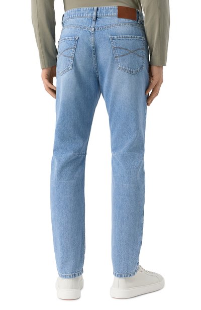 Джинсы leisure fit BRUNELLO CUCINELLI голубого цвета по цене 119000 руб., арт. M241PB2347, фото 4 Джинсы leisure fit BRUNELLO CUCINELLI, арт. M241PB2347, фото 4