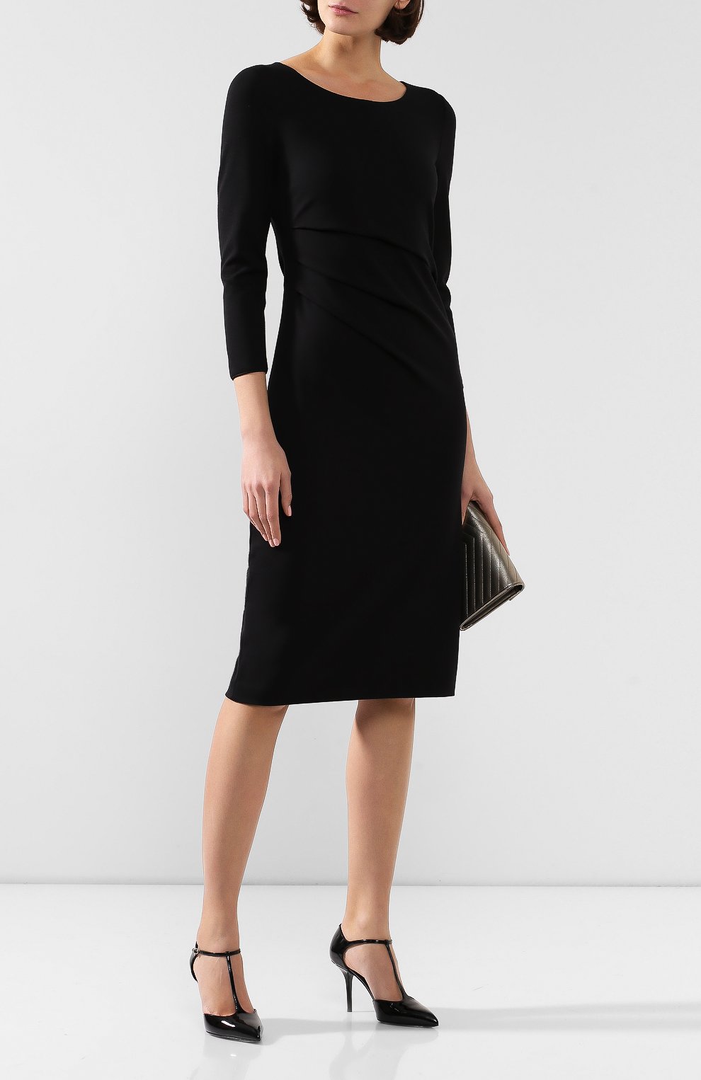 Платье из вискозы GIORGIO ARMANI черного цвета по цене 98700 руб., арт. 6GAA70/AJDRZ, фото 2 Платье из вискозы GIORGIO ARMANI, арт. 6GAA70/AJDRZ, фото 2