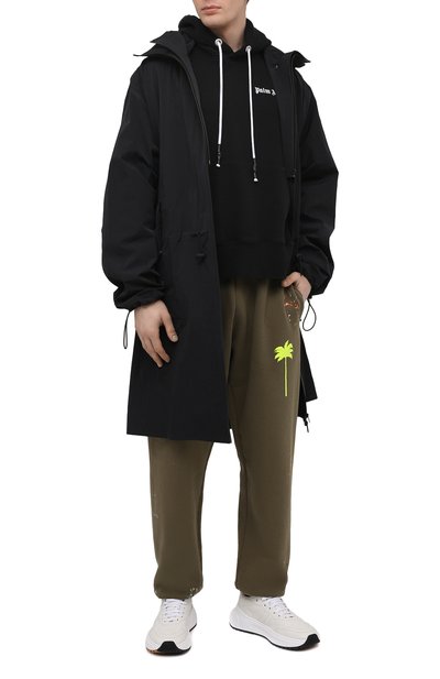 Хлопковые джоггеры PALM ANGELS хаки цвета по цене 56450 руб., арт. PMCH011S21FLE0035618, фото 2 Хлопковые джоггеры PALM ANGELS, арт. PMCH011S21FLE0035618, фото 2