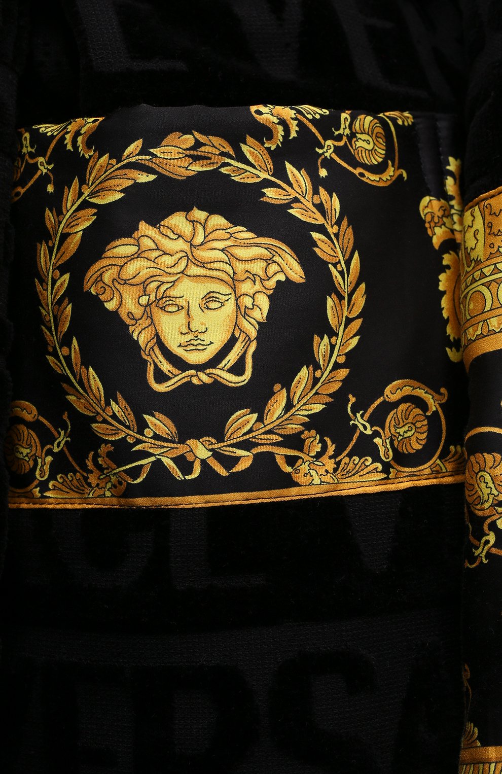 Хлопковый халат VERSACE черного цвета по цене 69850 руб., арт. ZACJ00008/ZC0SP052, фото 5 Хлопковый халат VERSACE, арт. ZACJ00008/ZC0SP052, фото 5