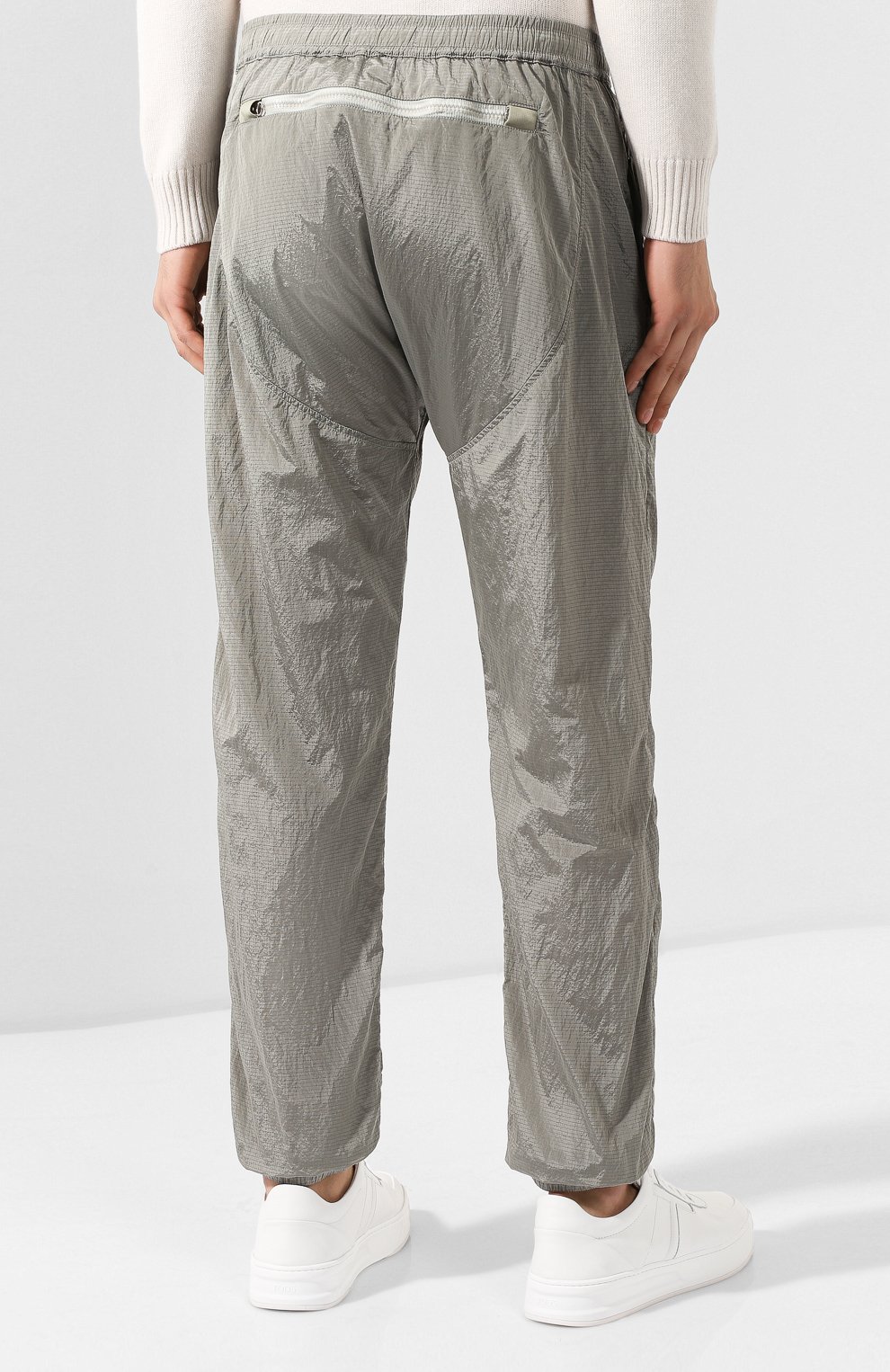 Джоггеры STONE ISLAND серого цвета по цене 47100 руб., арт. 711563136, фото 4 Джоггеры STONE ISLAND, арт. 711563136, фото 4