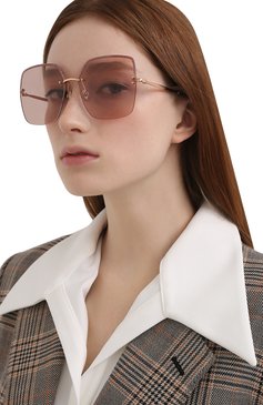 Женские солнцезащитные очки JIMMY CHOO розового цвета, арт. TAVI FWM | Фото 2 (Тип очков: С/з; Региональные ограничения белый список (Axapta Mercury): RU, Не проставлено; Материал: Металл; Нос: Не проставлено; Очки форма: Квадратные; Оптика Гендер: оптика-женское)