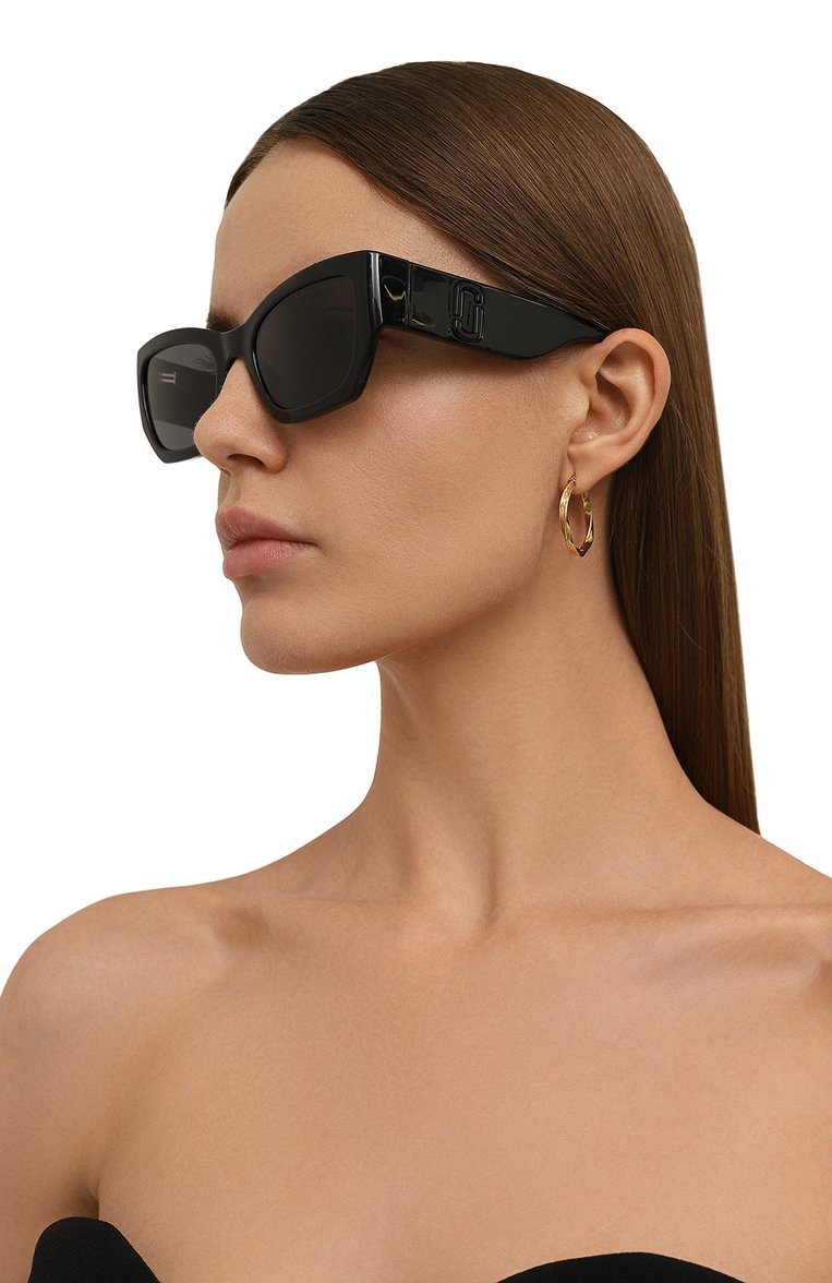Женские солнцезащитные очки MARC JACOBS (THE) черного цвета, арт. MARC 723 807 | Фото 2 (Региональные ограничения белый список (Axapta Mercury): Не проставлено; Нос: Не проставлено; Тип очков: С/з; Материал: Пластик; Очки форма: Прямоугольные; Оптика Гендер: оптика-женское)