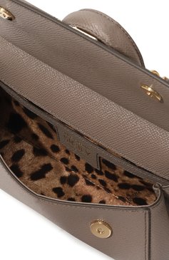 Женская сумка sicily small DOLCE & GABBANA светло-серого цвета, арт. BB9116_BE9116/A1001_1 | Фото 5 (Размер: small; Материал сплава: Проставлено; Материал: Натуральная кожа; Ремень/цепочка: На ремешке; Драгоценные камни: Проставлено; Сумки-технические: Сумки top-handle)