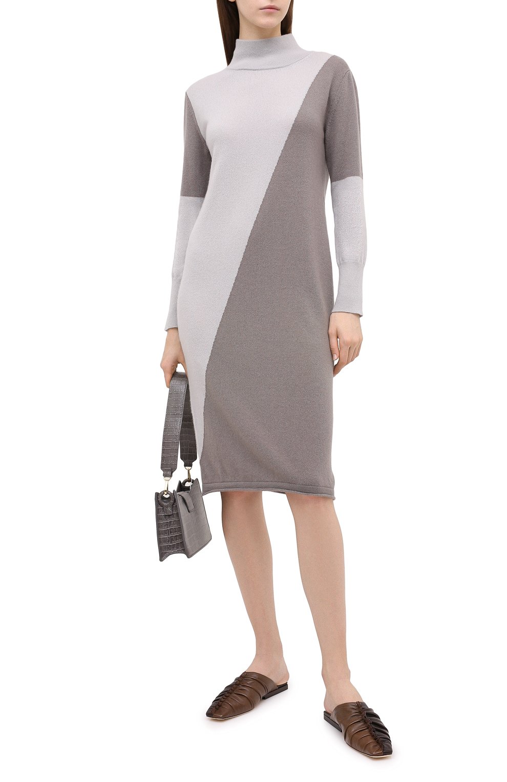 Кашемировое платье LORENA ANTONIAZZI бежевого цвета по цене 94300 руб., арт. A20117AM003/117, фото 2 Кашемировое платье LORENA ANTONIAZZI, арт. A20117AM003/117, фото 2