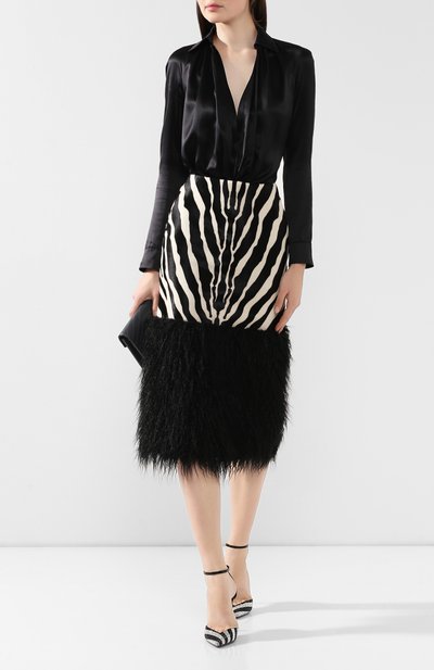 Кожаная юбка SAINT LAURENT черно-белого цвета по цене 377000 руб., арт. 584937/Y7VU2, фото 2 Кожаная юбка SAINT LAURENT, арт. 584937/Y7VU2, фото 2