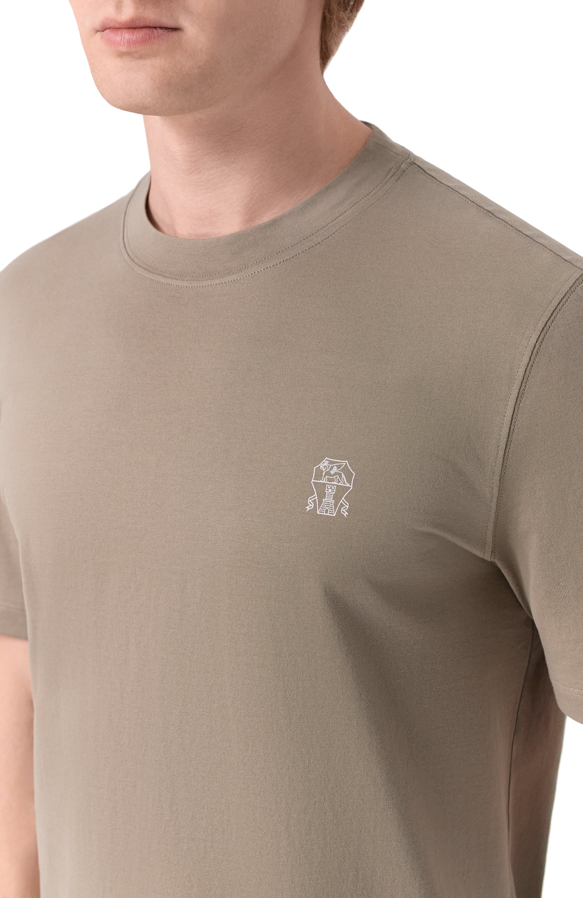 Хлопковая футболка BRUNELLO CUCINELLI хаки цвета по цене 51950 руб., арт. M0B138440, фото 5 Хлопковая футболка BRUNELLO CUCINELLI, арт. M0B138440, фото 5