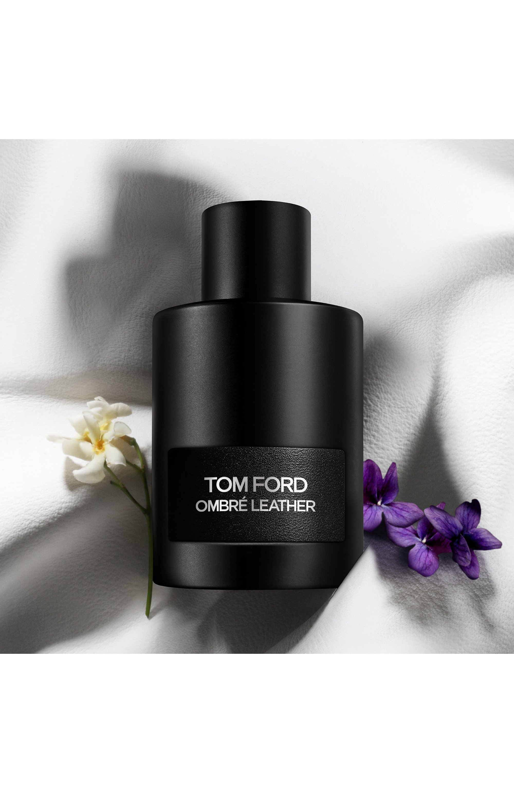 Парфюмерная вода ombré leather (100ml) TOM FORD бесцветного цвета по цене 26500 руб., арт. T5Y3-01, фото 5 Парфюмерная вода ombré leather (100ml) TOM FORD, арт. T5Y3-01, фото 5